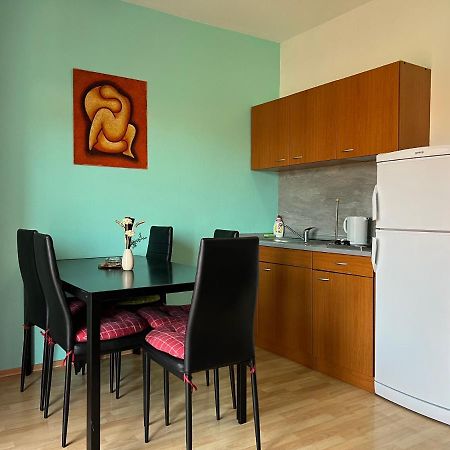 Apartmani Kacola Tučepi Extérieur photo