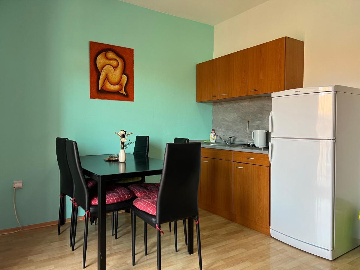 Apartmani Kacola Tučepi Extérieur photo